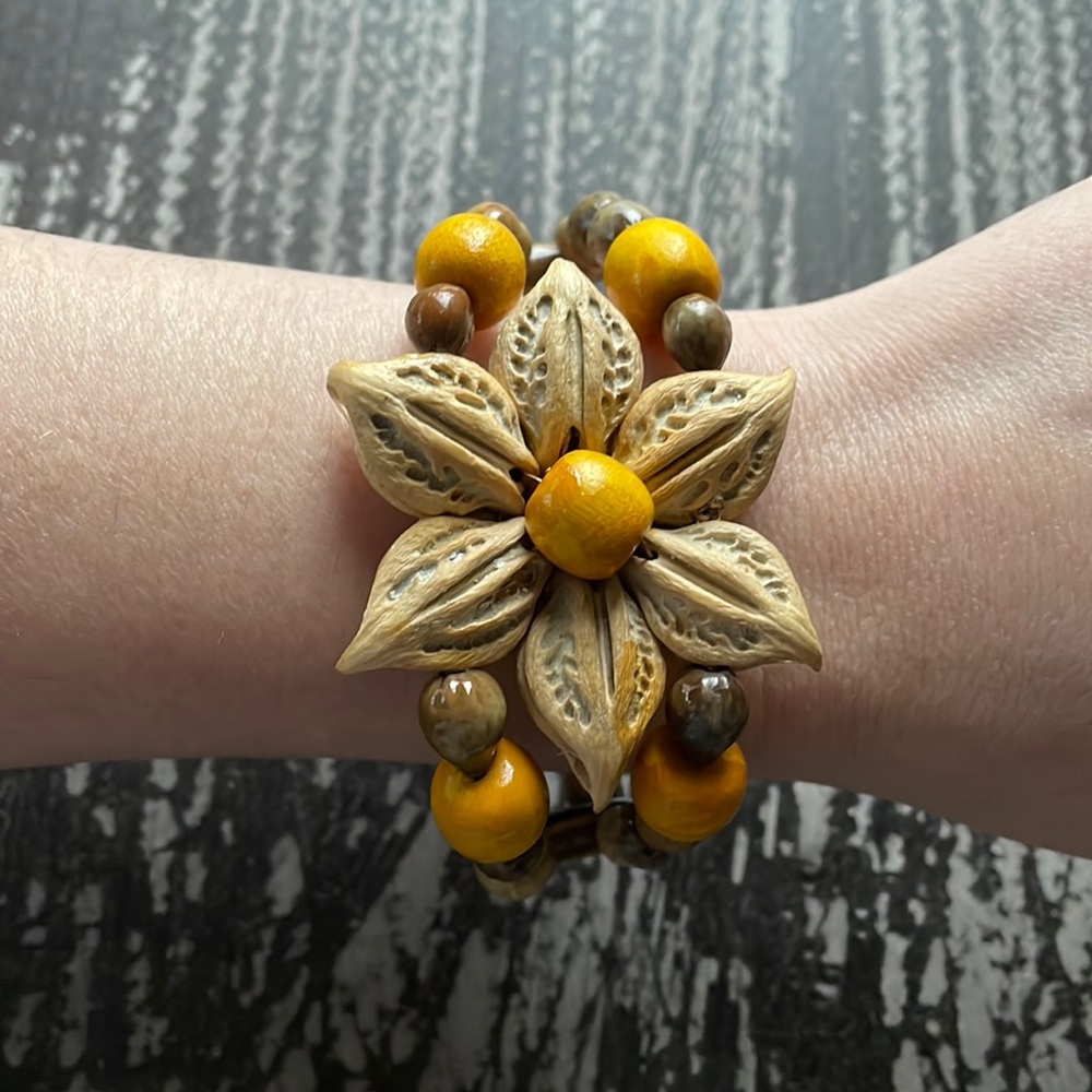 Vintage Flexible Carved Beaded Bracelet